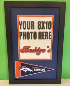 Marco de fotos de los Denver Broncos con banderín. Pantallas foto 8x10 - Imagen 1 de 1