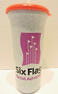 Coppa vintage ""Six Flags Great Advent.-Viper Coaster"" con coperchio 32 once. - Foto 1 di 4