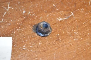 Cub cadet MTD 712-0459 Flange Lock Nut steering - Picture 1 of 2