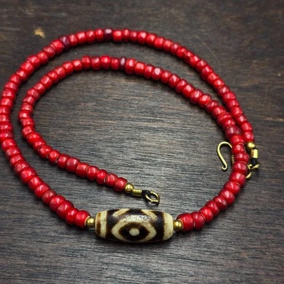 Antiguo collar vintage veneciano corazón blanco y cuentas de ágata dzi tibetana Foto 1 de 4