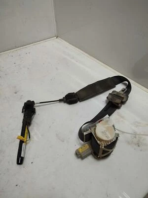 2014 - 2017 Fiat 500L Front Seat Belt Retractor RH Passenger Side Black 4Dr ONLY - Image 1 of 2