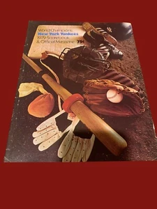 1979 New York Yankees Scorebook & Official Magazine Good Condition Unmarked - Picture 1 of 9