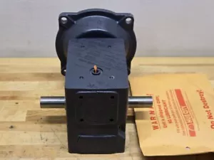 Hub City Gear Box Riduttore di Velocità, 0220-76833, Modello 184 60:1 A, Ingresso 56C - Foto 1 di 8