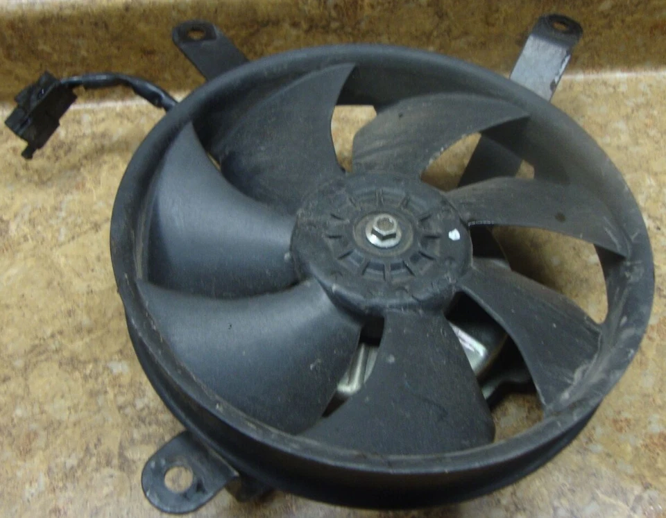 Honda ST1300PA ST1300 ST 1300 P 2006 ventilador de radiador motor refrigeración 06 Foto 1 de 1