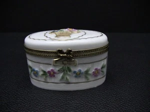 Peint a la Main Porcelain Flora Trinket Box - - Picture 1 of 5