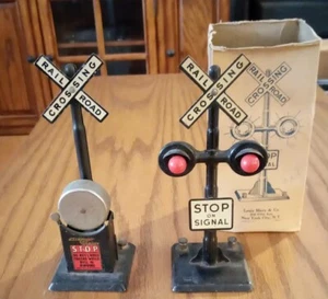 Marx #43A Twinlight Crosslight Flasher and a Crossing Bell - Picture 1 of 5