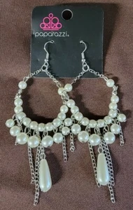 Party Planner Posh White Pearl Paparazzi Dangle Drop Earrings - Picture 1 of 3