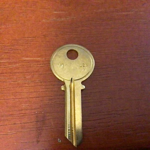 Taylor Line Y1 - BR Brass Key Blanks 50 Pack Fits Yale Made In U.S.A. - Picture 1 of 3