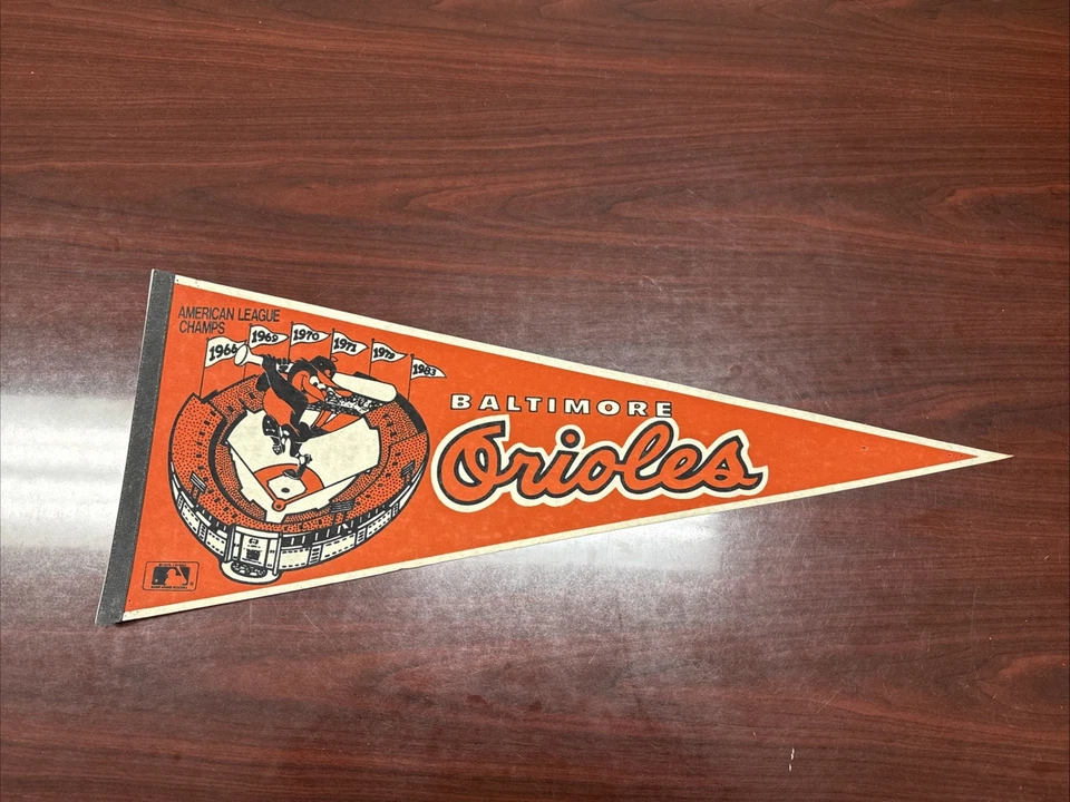 Banderín de campeones de la Liga Americana de béisbol de los Orioles de Baltimore de 1980 tamaño completo Foto 1 de 4