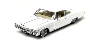 Welly 1/24 1965 Chevrolet Impala SS 396 Hard Top Low Rider Model Car 22417LRW-WH - Picture 1 of 1