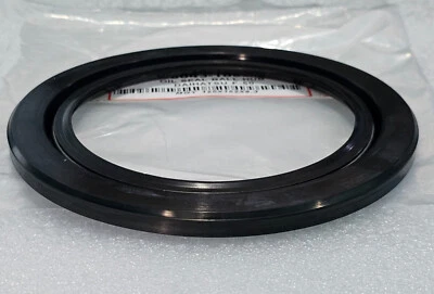 DAIHATSU TAFT F20 F50 FRONT AXLE ARM OIL SEAL BALL HUB NEW - Image 1 of 4