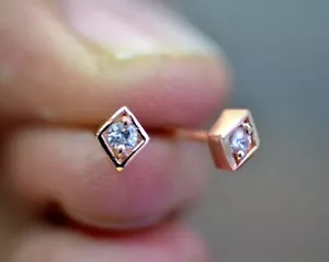 14K Gold 0.09 Ct Natural Diamond Rhombus Shape Studs Earrings-Jewelzofny - Picture 1 of 7