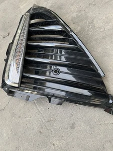 Driver/passengeCorner/Park Light Daytime Running Fog Lamp 2016-2020 TOYOTA MIRAI - Picture 1 of 7