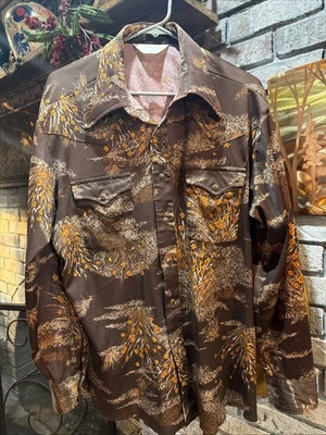 Vintage 1970s XL Dagger Collar Shirt Wrangler disco nylon long sleeve Snap Front - Image 1 of 4