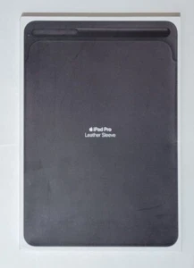 Apple Leather Sleeve For Apple iPad Pro 10.5 - black - Afbeelding 1 van 1