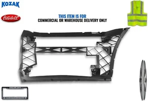 Peterbilt 579 2022+ Soporte para panel de escalones delantero lado derecho del pasajero - Imagen 1 de 9