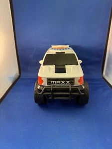 Police Pursuit Vehicle (Lights/Sound) 32 - Picture 1 of 5