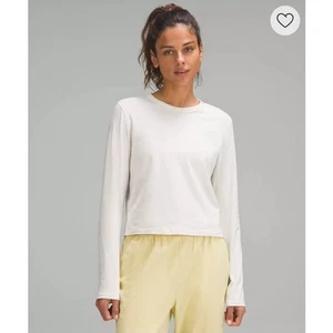 Lululemon klassische Passform Baumwollmischung Langarmshirt LW3FGES Knochen Größe 8 gebraucht, in einwandfreiem Zustand - Bild 1 von 11