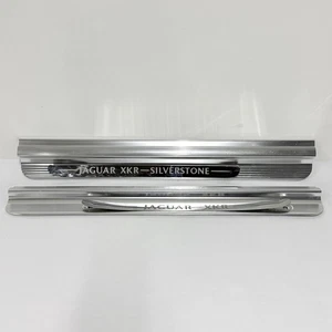 Protector de placa de alféizar de puerta Silverstone convertible Jaguar XKR X100 97-06 FABRICANTE DE EQUIPOS ORIGINALES - Imagen 1 de 9