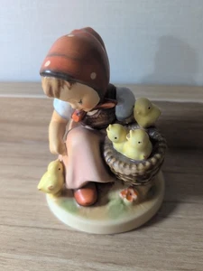 Vintage Goebel Hummel Figur Küken Mädchen - Nr. 57, TMK-6 Top Neuwertig - Bild 1 von 3