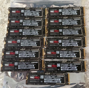Samsung 980 PRO 1TB PCIe 4.0 NVMe M.2 (2280) SSD MZ-V8P1T0 - Afbeelding 1 van 4