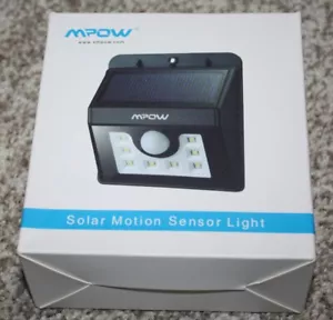 BRAND NEW Mpow Super Bright 8 LED Wireless Sola Weatherproof Motion Sensor Light - Picture 1 of 10