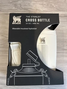 Stanley Cross Flasche | 23 oz Reiseflasche mit Jacquardband Creme - Bild 1 von 5