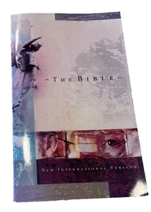 NIV Outreach Bible 1986 Purple Paperback 1984 - Imagen 1 de 12