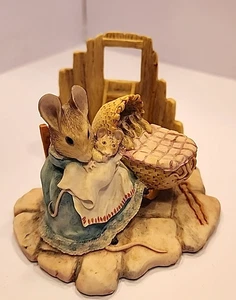 BEATRIX POTTER’S „HUNCA MUNCA AND THE BABYS“ 1987 Border Fine Arts - Bild 1 von 9