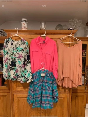 Lote de camisas femininas. Tamanho X-Grande. Lote de 4 camisas. Van Heusen. Tudo excelente. - Imagem 1 de 4