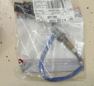 OEM 2013 to 2017 Ford Lincoln MKZ Hybrid O2 Sensor DS7Z-9F472A - Picture 1 of 2