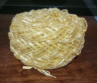 Винтажная желтая шляпа-таблетка - середина века 50-е или 50-е  - Изображение 1 из 4