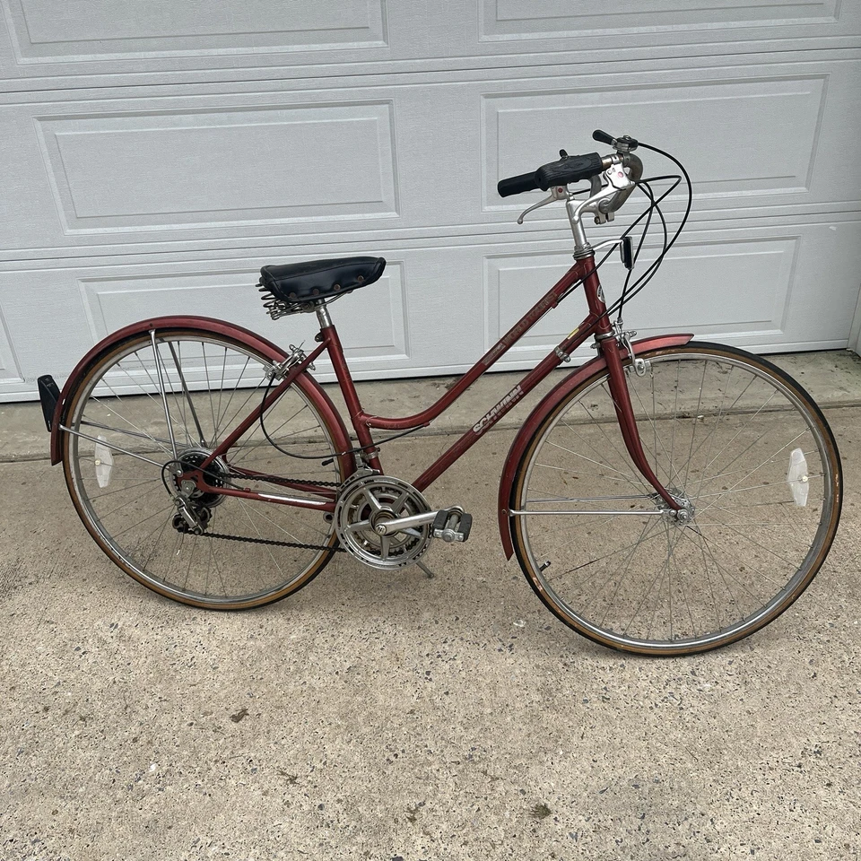 Bicicleta de carretera Schwinn World Tourist 1983 ¡de colección original completa! Foto 1 de 4