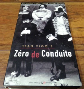 JEAN VIGO'S ZERO DE CONDUITE (1933) VHS VGC HTF (HVE 2001) B&W TESTED - Foto 1 di 6