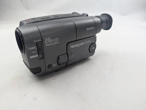 Sony Handycam Vision CCD-TRV22 Video8 Camcorder - UNIT ONLY - Picture 1 of 5