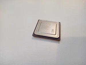 AMD K6-2/500 AFX socket 7 CPU - 100 MHz x 5.0 (4) - Picture 1 of 1
