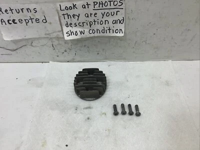 Tampa do motor Honda Dream 150 CA-95 lado direito tampa superior do eixo de comando - Imagem 1 de 4