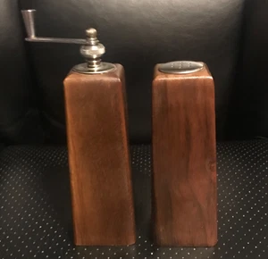 Vintage Wood Square Pillar Vintage Salt Shaker & Pepper Mill - Picture 1 of 8