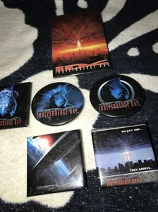 Independence Day Pinback Button Movie Promo 1996 20th Century Fox Pin Mix Lot - Picture 1 of 8