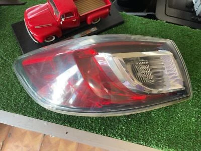 Luz trasera tipo bombilla conductor izquierda Mazda 3 2010 2011 2012 2013 usada OEM bonita Foto 1 de 4