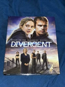 Divergent Blu-ray/DVD, 2014, 2-Disc Set with attached book - Picture 1 of 1