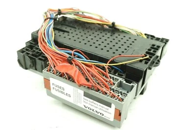 2003-2004 VOLVO XC90 REAR TRUNK MOUNTED FUSE RELAY JUNCTION BOX BLOCK UNIT OEM - Image 1 of 4