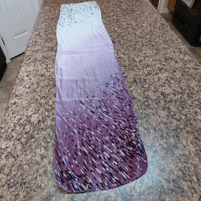 Bufanda Ellen Tracy 100 % seda púrpura lavanda ombre 50" x 11" lluvia blanco y negro Foto 1 de 4