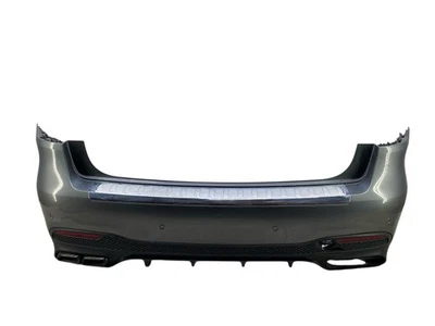 2017-2019 MERCEDES GLS63 REAR BUMPER COVER W/ PARK ASSIST SELENITE GREY (992) Foto 1 de 4