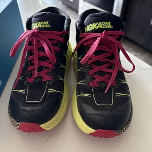 Hoka One One Speedgoat Mid Women’s Size 7 Water Proof Black Hiking Trail Shoes - Picture 1 of 15