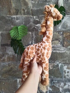Dakota Giraffe By Jellycat (Retired 2020) - Picture 1 of 5