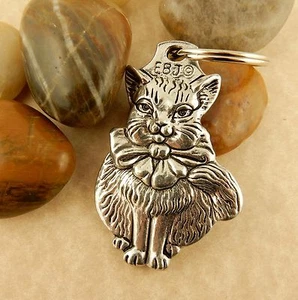 Catfish, Kitty Cat with Bow double sided Pewter Keychain, key tag - Picture 1 of 2