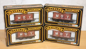 4 x Mainline 'OO' 37-157 'MOY' rote Kokswaggons, Originalkartons - Bild 1 von 9