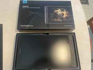 Huion Kamvas Pro 13 2.5k QHD - Zeichnungsbildschirm Tablet mit Kabeln, Ständer und Stift - Bild 1 von 3