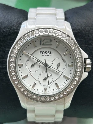 Fossil CE1010 White Tone Women’s Quartz Watch - Image 1 of 4
